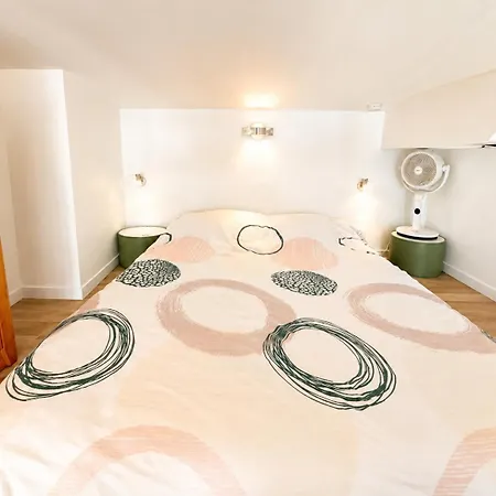 Renove Rare Au Centre Du Village Cap Esterel Separee -piscines Et Parking 公寓